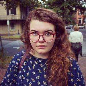 Meet your Posher, Olivia